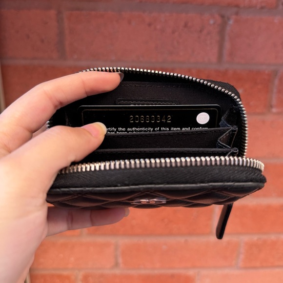 Chanel Zip Lambskin Cardholder Wallet SHW 20 - Picture 8 of 9